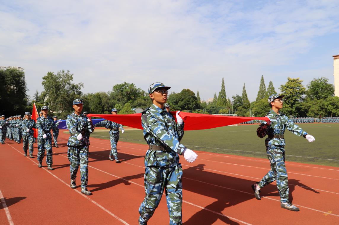 陈初升副校长在讲话中对国防科技大学电子对抗工程学院领导和军训